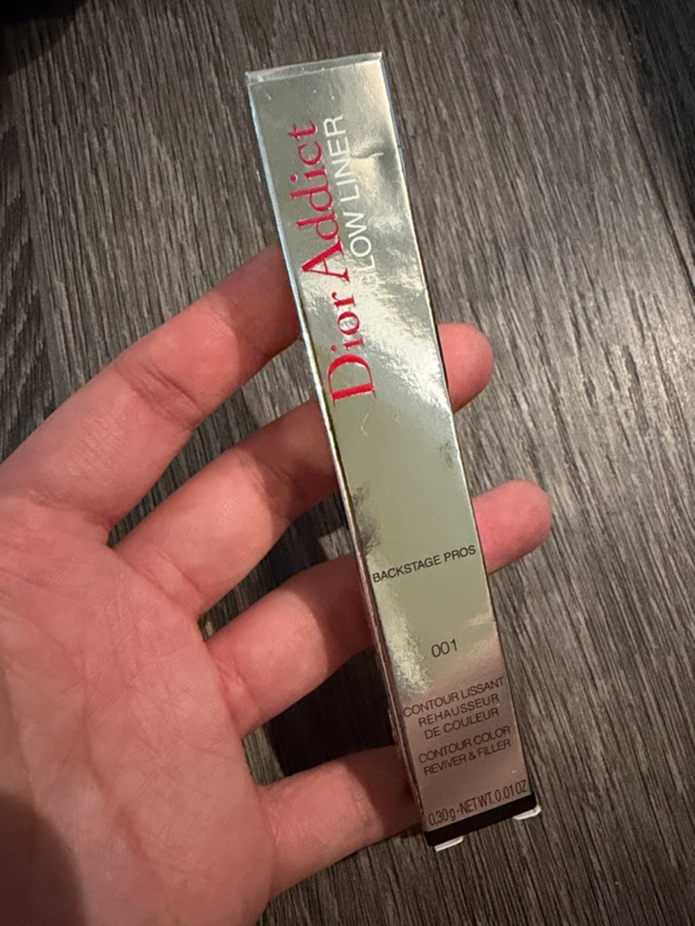 Dior Metallic Silver Glow Liner - Shimmery Champagne Accent